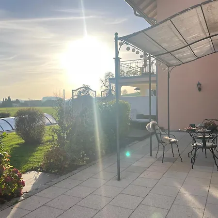 - Natur, Ruhe Und Erholung Apartament